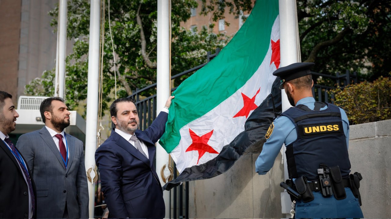 وزير الخارجية السوري: لن نشكل أي تهديد لأية دولة 5 2025\4\25\GpYsHKvWQAARnVJ 864 080459
